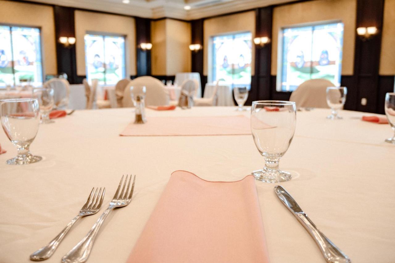 The Casablanca Hotel غريمسبي المظهر الخارجي الصورة
