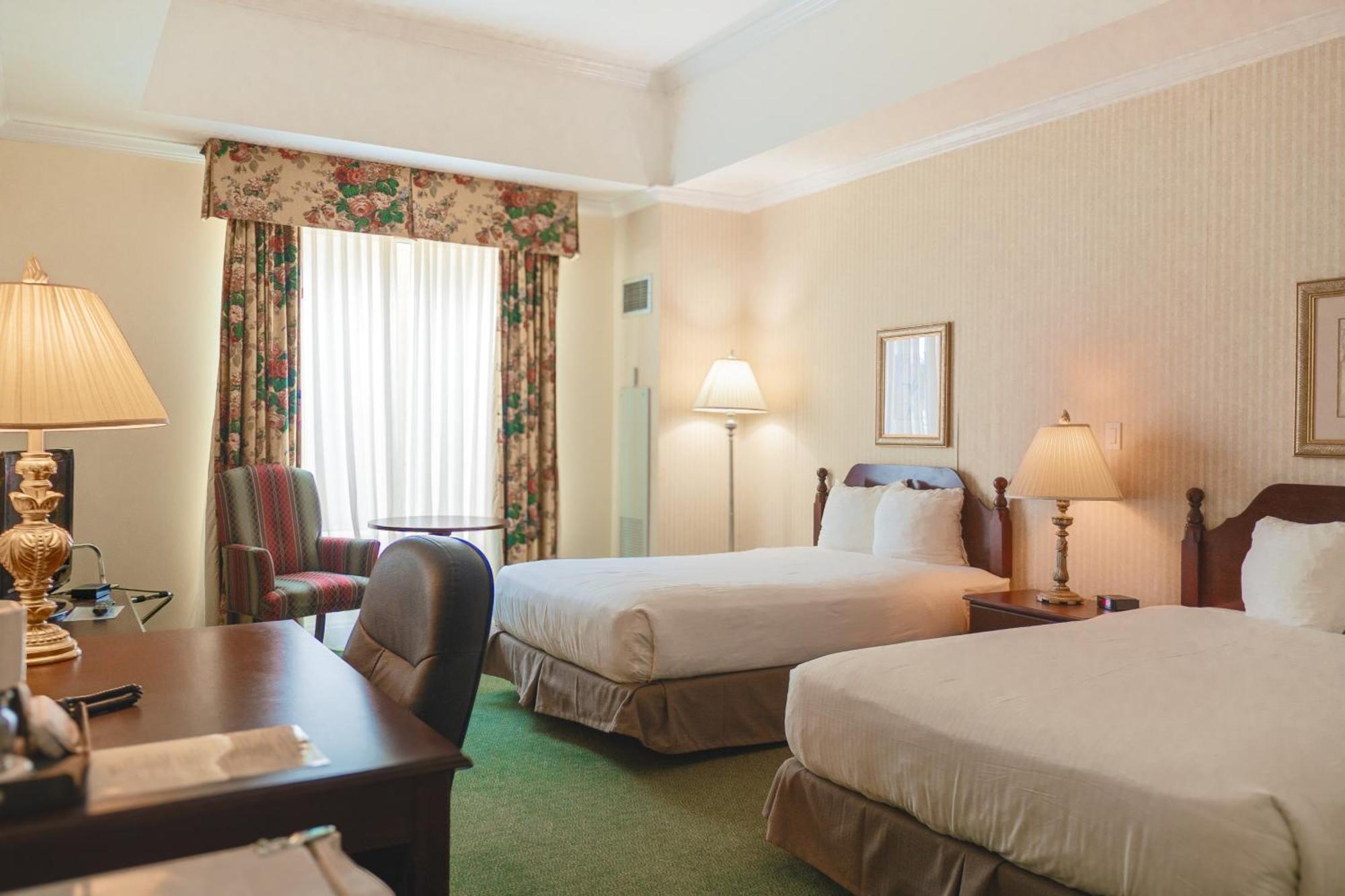 The Casablanca Hotel غريمسبي المظهر الخارجي الصورة