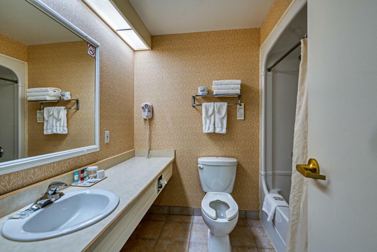 The Casablanca Hotel غريمسبي المظهر الخارجي الصورة